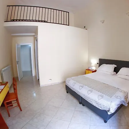 فندق مبيت وإفطار Le Ortensie 3*